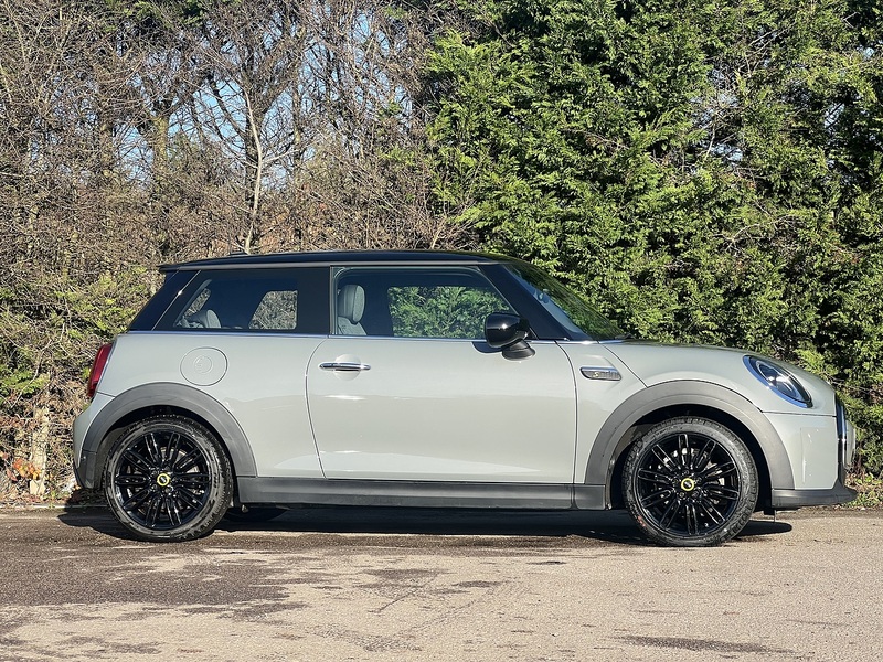 MINI Electric Hatch Cooper SE Level 2 - U11602