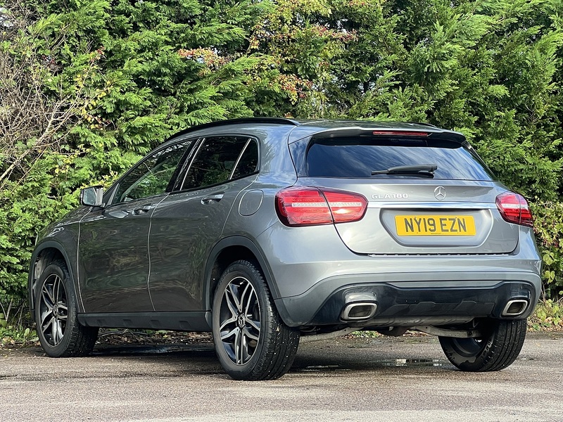 Mercedes-Benz GLA GLA180 Urban Edition - U11603