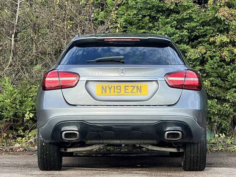 Mercedes-Benz GLA GLA180 Urban Edition - U11603