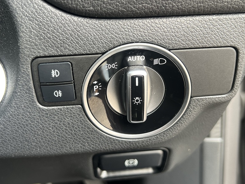 Mercedes-Benz GLA GLA180 Urban Edition - U11603