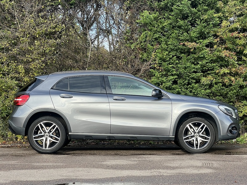 Mercedes-Benz GLA GLA180 Urban Edition - U11603