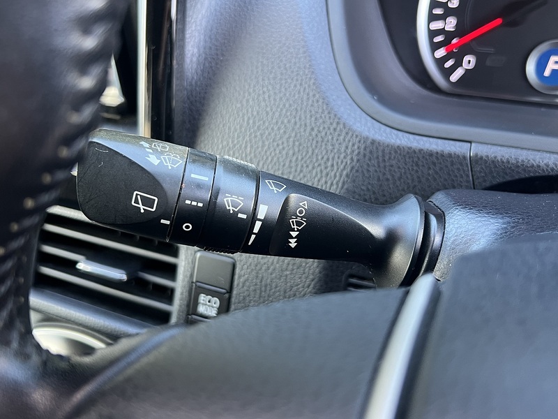 Toyota VOXY Zs - U11604