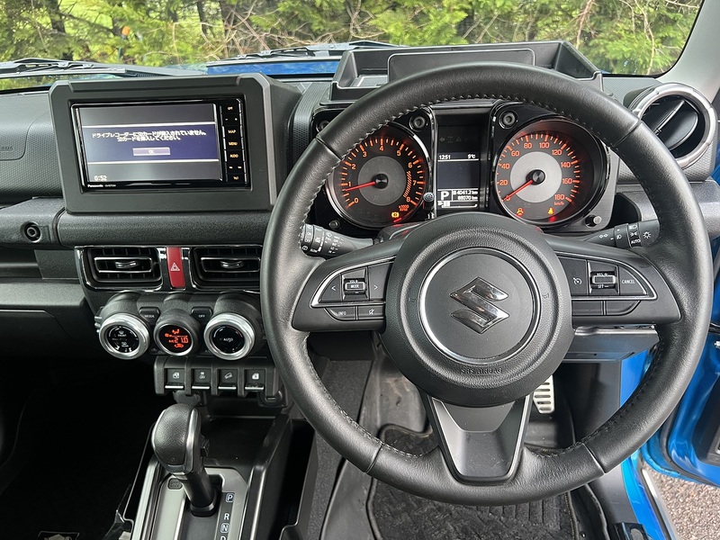 Suzuki Jimny Sierra 4WD JC - U11605