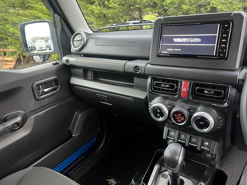 Suzuki Jimny Sierra 4WD JC - U11605
