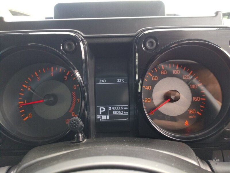 Suzuki Jimny Sierra 4WD JC - U11605