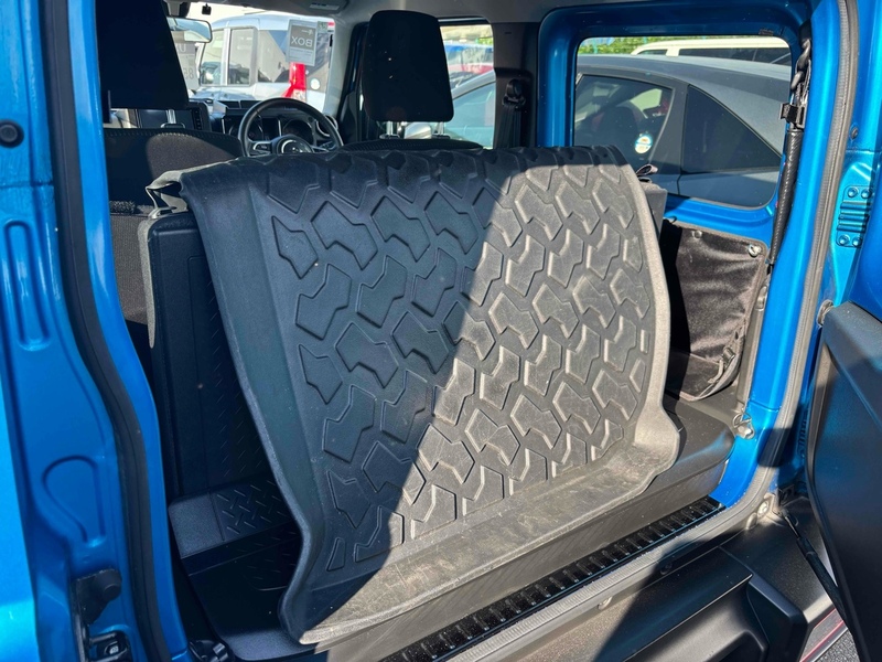 Suzuki Jimny Sierra 4WD JC - U11605