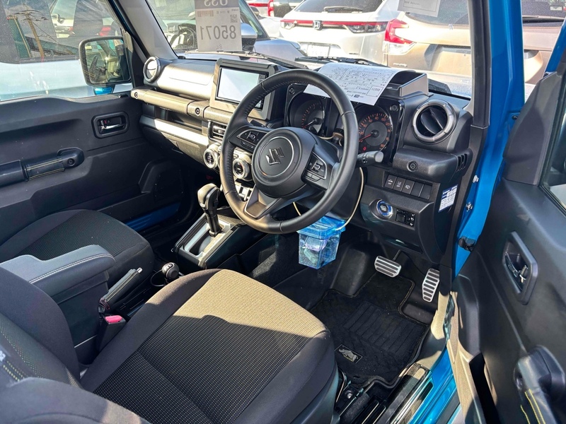 Suzuki Jimny Sierra 4WD JC - U11605