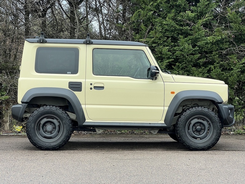 Suzuki Jimny Sierra 4WD JC - U11606