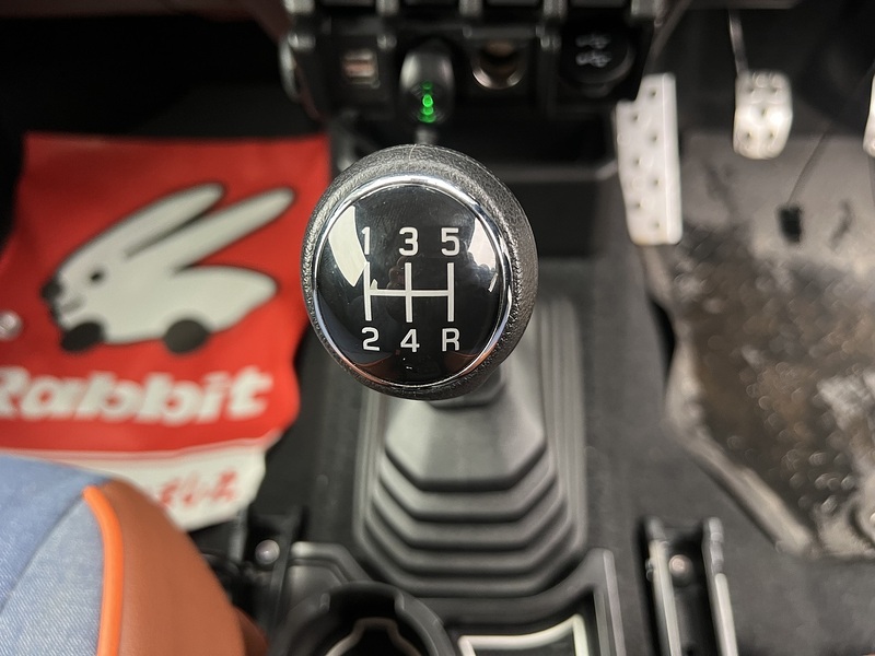 Suzuki Jimny Sierra 4WD JC - U11606