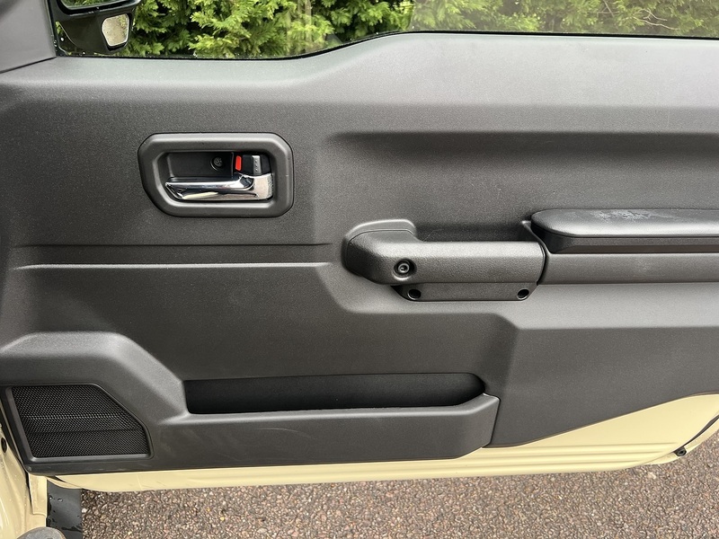 Suzuki Jimny Sierra 4WD JC - U11606