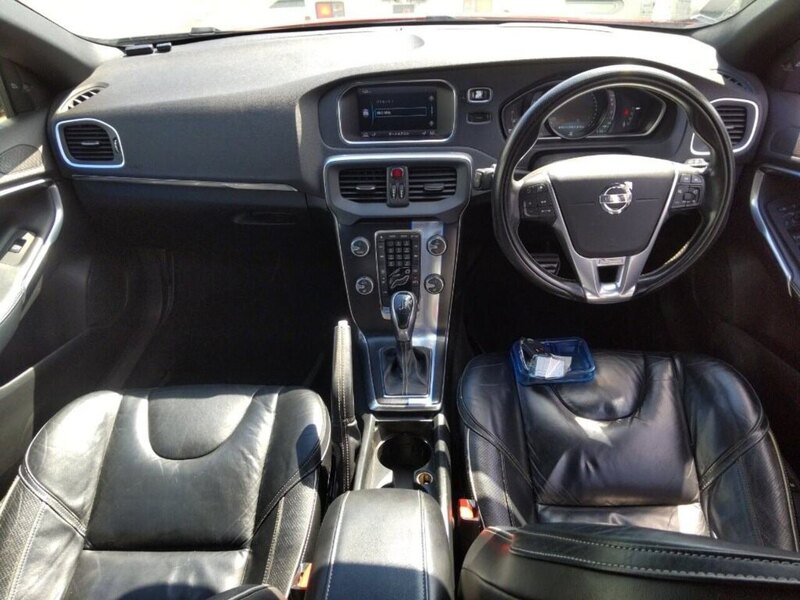 Volvo V40 T5 R-Design - U11607