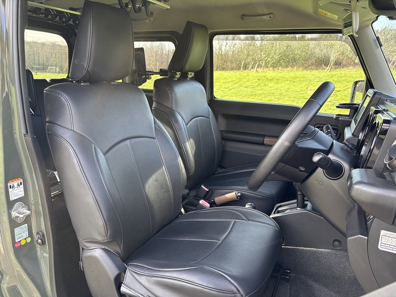 Suzuki Jimny Sierra 4WD JC - U11610