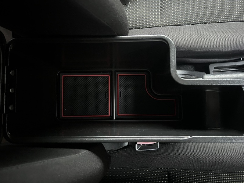 Suzuki Jimny Sierra 4WD JC - U11611