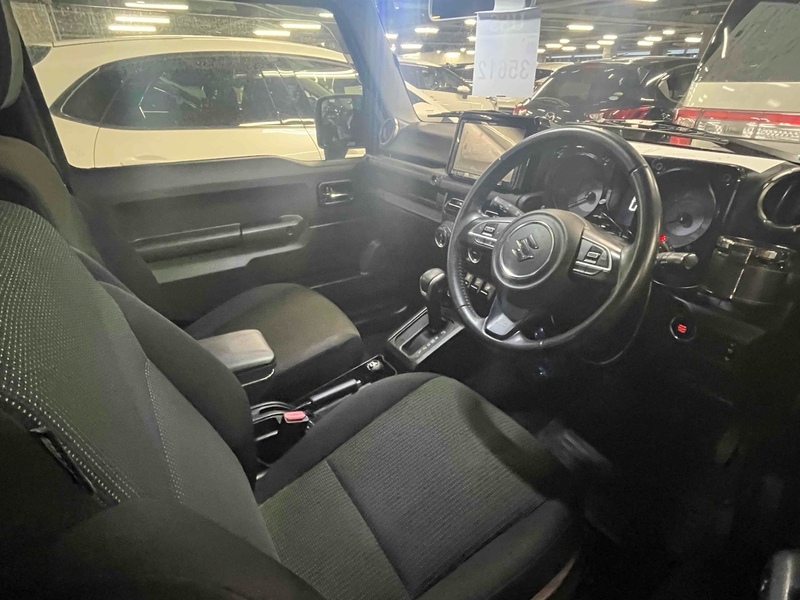 Suzuki Jimny Sierra 4WD JC - U11611