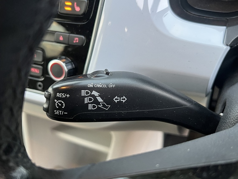 Volkswagen Up High Up - U11612