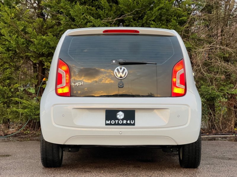 Volkswagen Up High Up - U11612