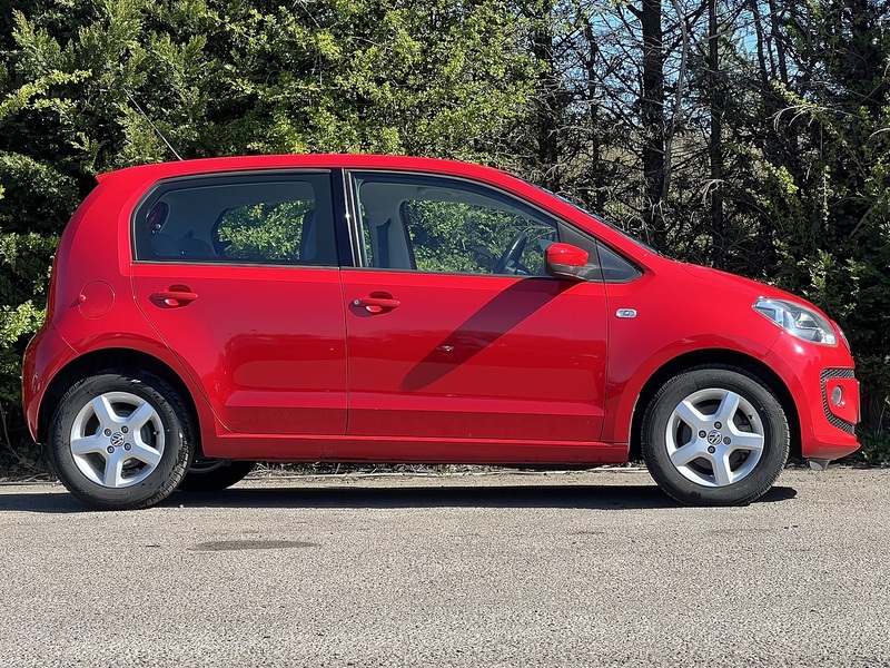 Volkswagen Up High Up - U11613