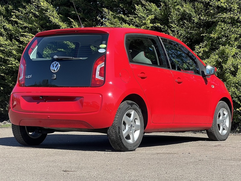 Volkswagen Up High Up - U11613
