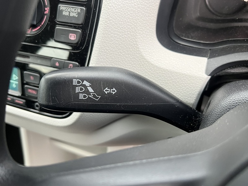 Volkswagen Up UP - U11614