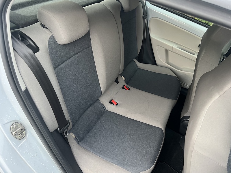 Volkswagen Up UP - U11614