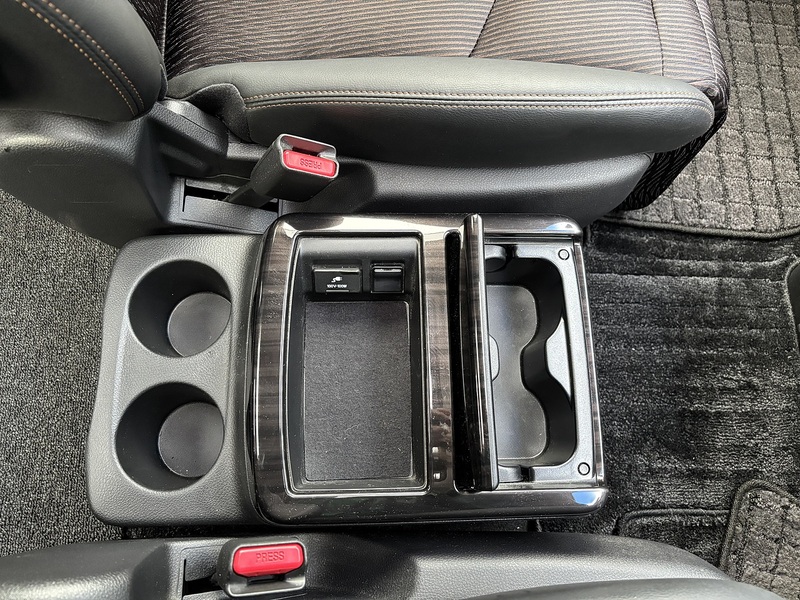 Nissan Elgrand 250 Highway Star - U11615