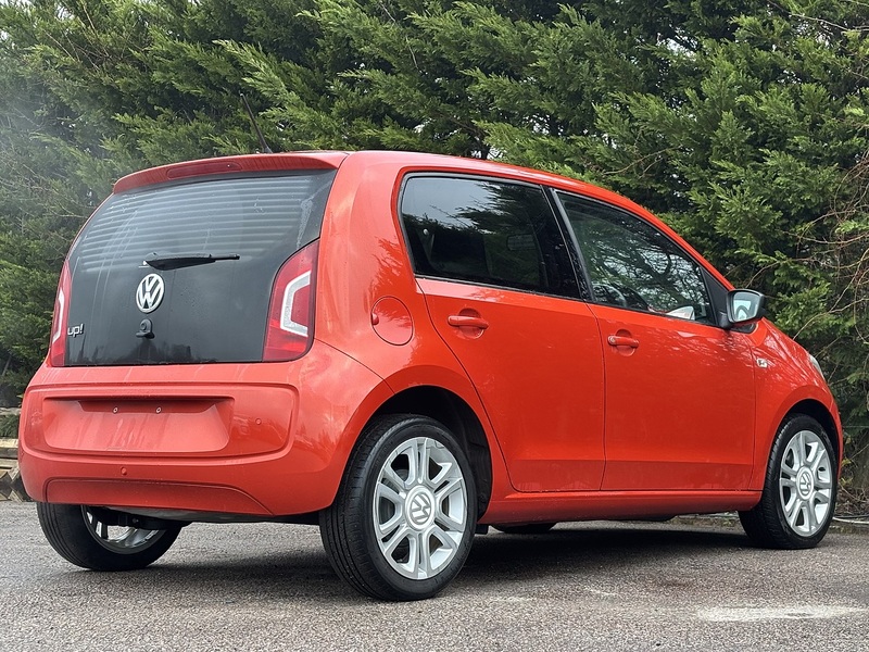 Volkswagen Up Orange Up - U11616