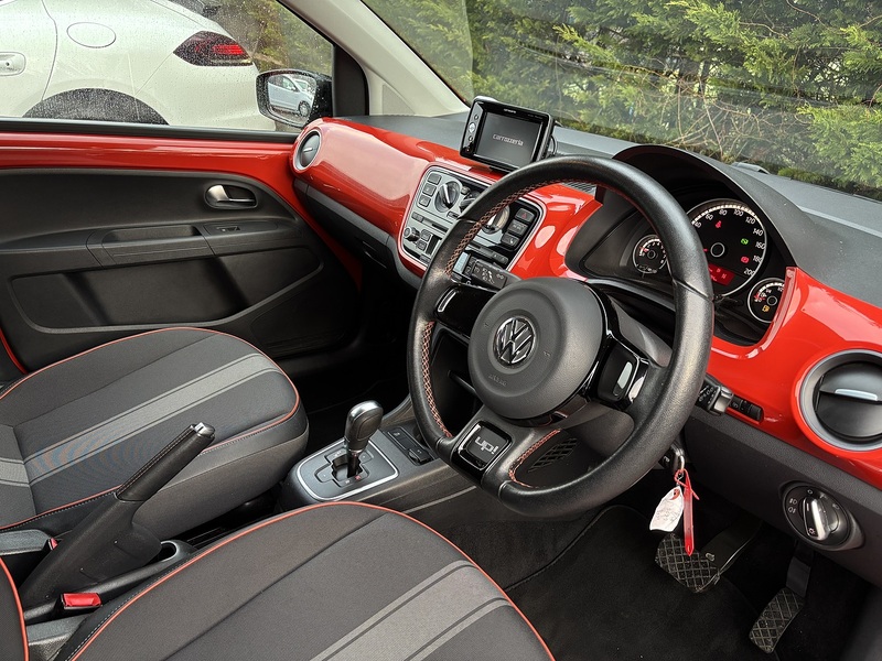 Volkswagen Up Orange Up - U11616