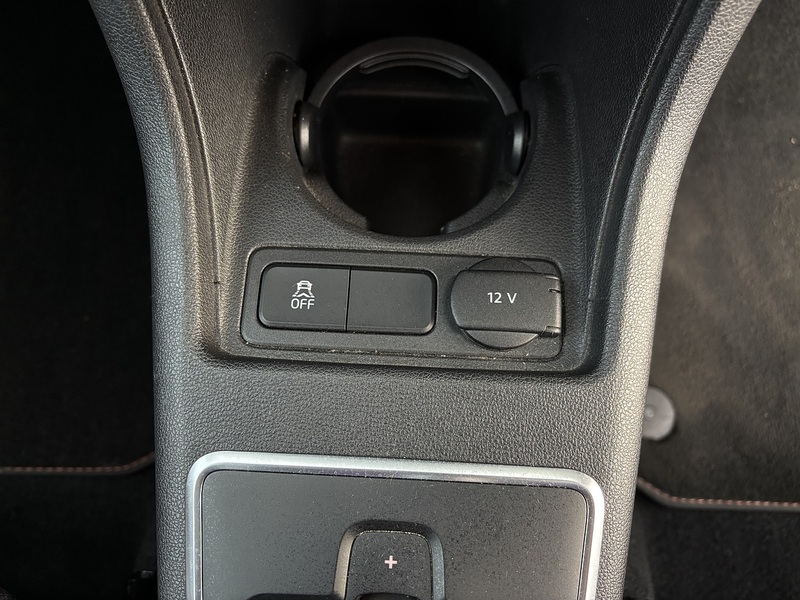 Volkswagen Up Orange Up - U11616