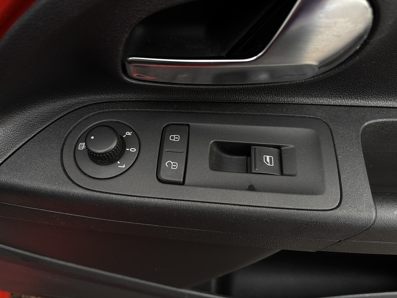 Volkswagen Up Orange Up - U11616