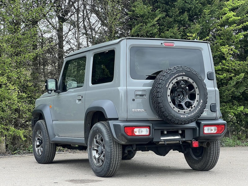 Suzuki Jimny Sierra 4WD JC - U11619
