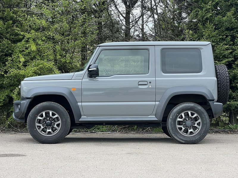 Suzuki Jimny Sierra 4WD JC - U11619