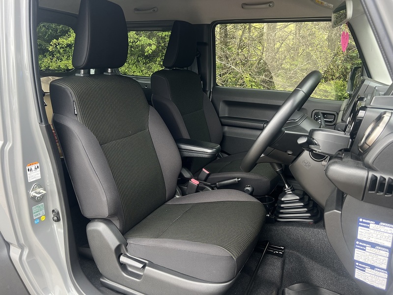 Suzuki Jimny Sierra 4WD JC - U11619