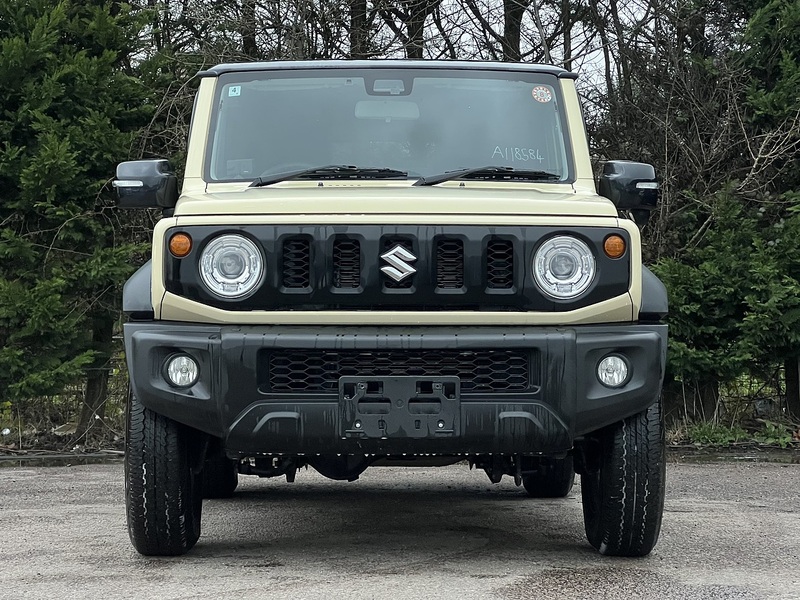 Suzuki Jimny Sierra 4WD JC - U11629
