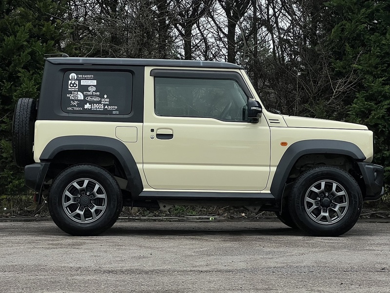 Suzuki Jimny Sierra 4WD JC - U11629