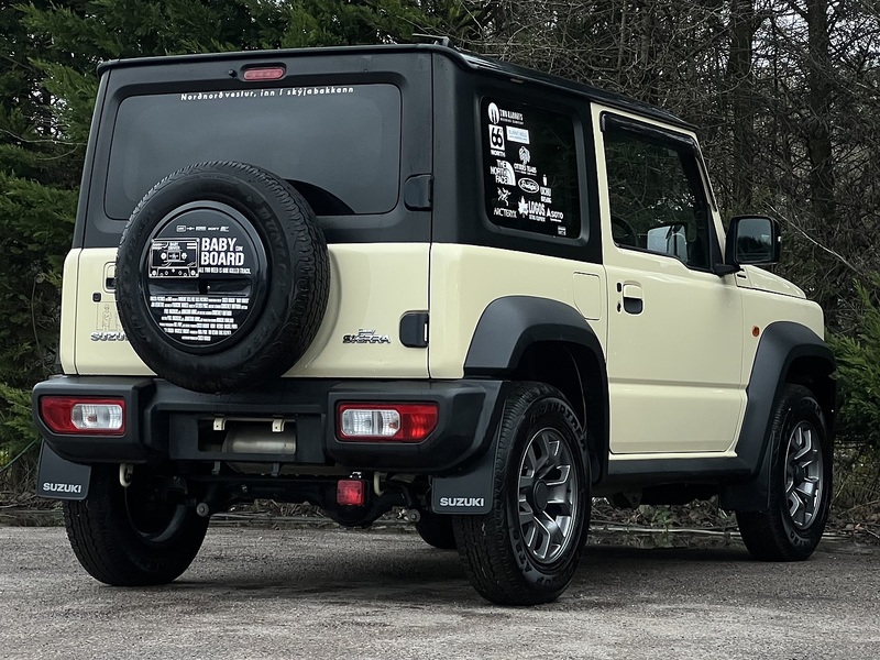 Suzuki Jimny Sierra 4WD JC - U11629