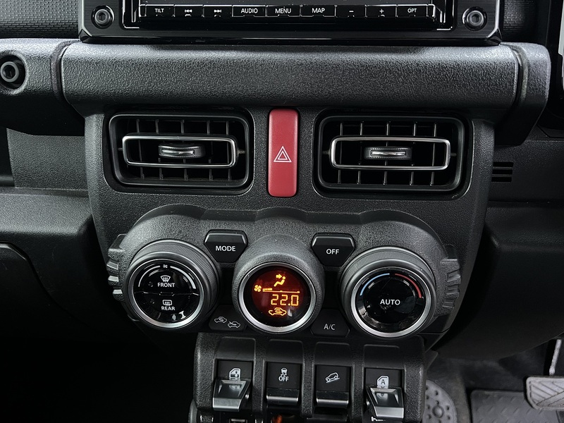 Suzuki Jimny Sierra 4WD JC - U11629