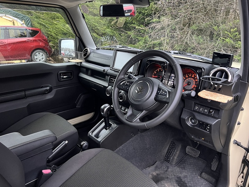 Suzuki Jimny Sierra 4WD JC - U11629