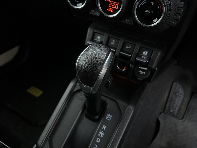 Suzuki Jimny Sierra 4WD JC - U11629