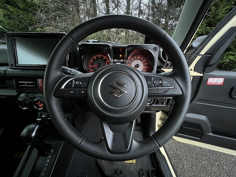 Suzuki Jimny Sierra 4WD JC - U11629