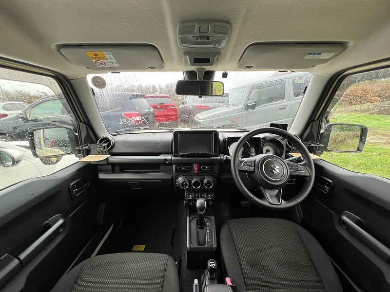 Suzuki Jimny Sierra 4WD JC - U11629