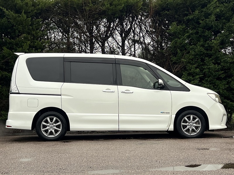 Nissan Serena Highway Star S Hybrid - U11630