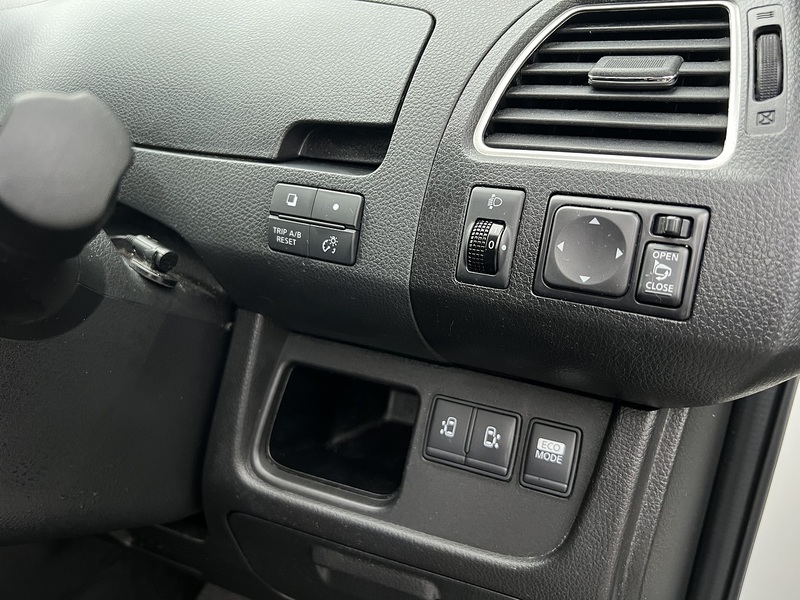 Nissan Serena Highway Star S Hybrid - U11630