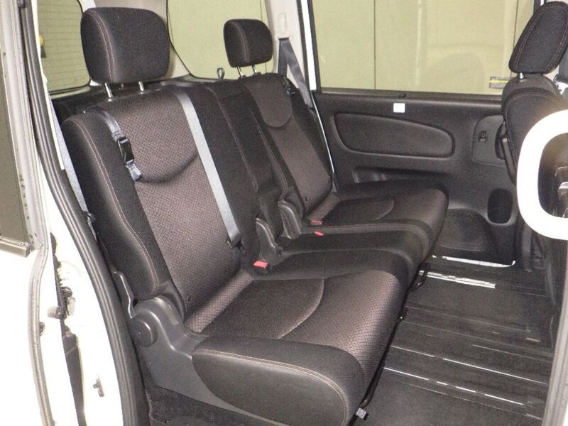 Nissan Serena Highway Star S Hybrid - U11630