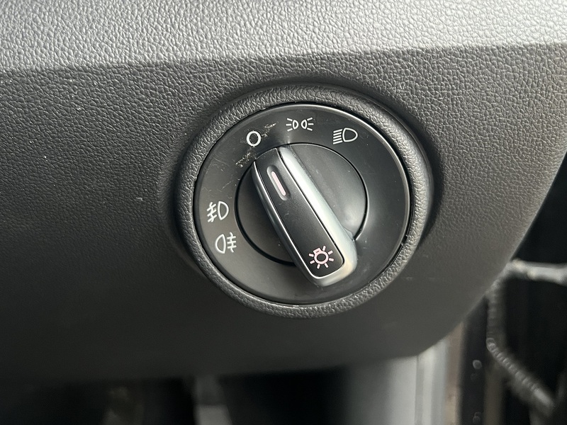 Volkswagen Up High Up - U11631