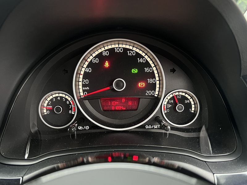 Volkswagen Up High Up - U11631