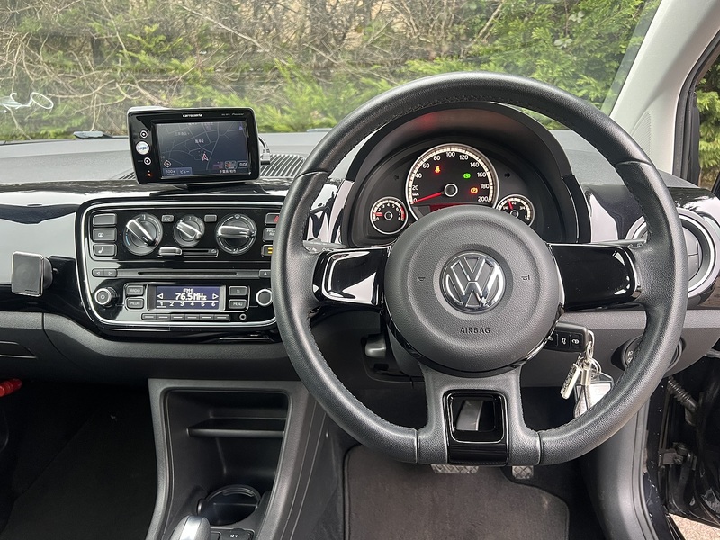 Volkswagen Up High Up - U11631