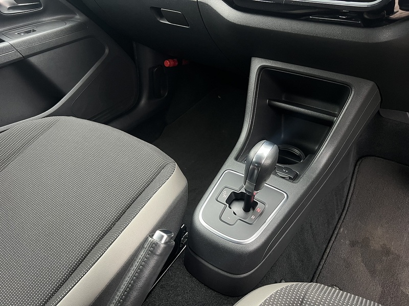 Volkswagen Up High Up - U11631