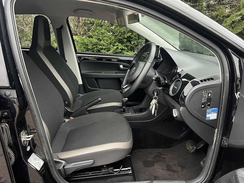 Volkswagen Up High Up - U11631