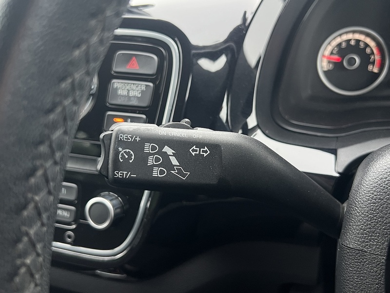 Volkswagen Up High Up - U11631