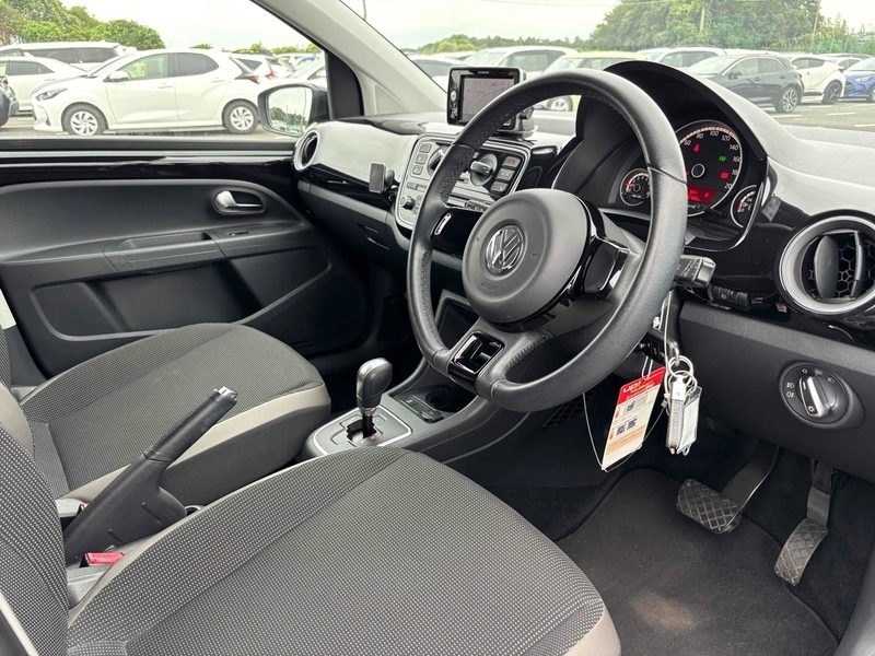Volkswagen Up High Up - U11631